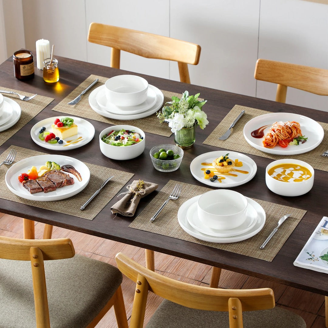 Luna Dinnerware Set