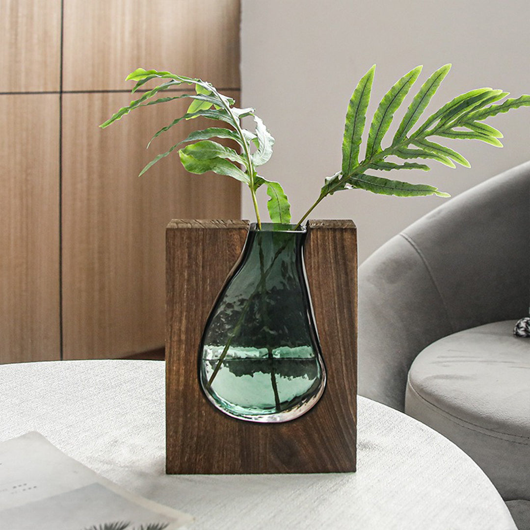 Samuel Vase