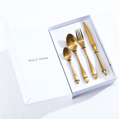 Evelyn Flatware