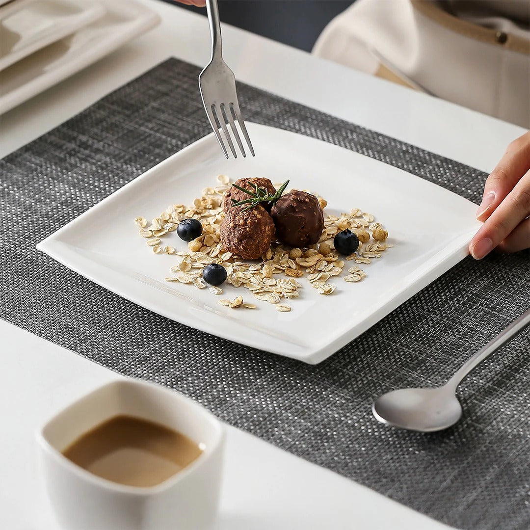 Blance Dinnerware Set