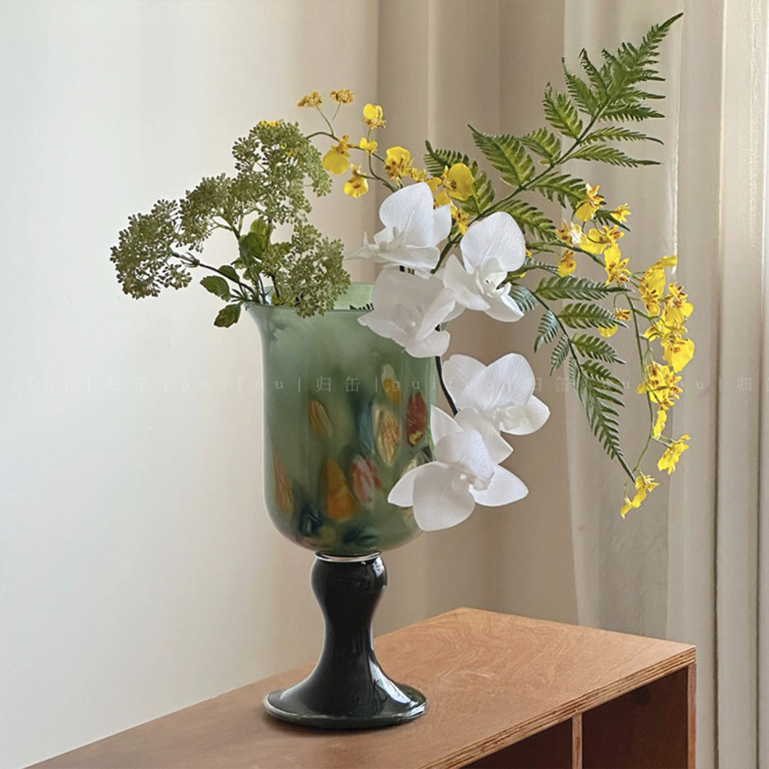 Sarah Vase