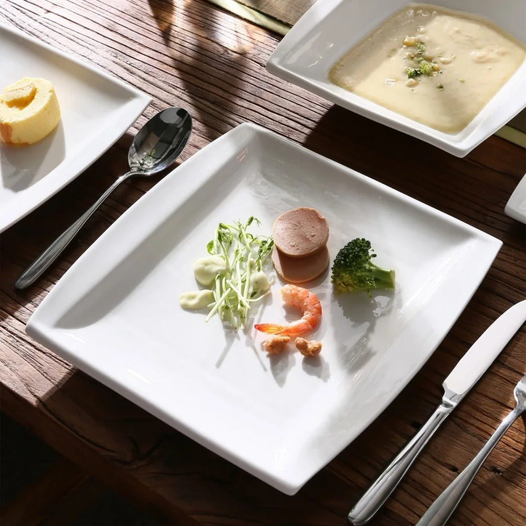 Blance Dinnerware Set