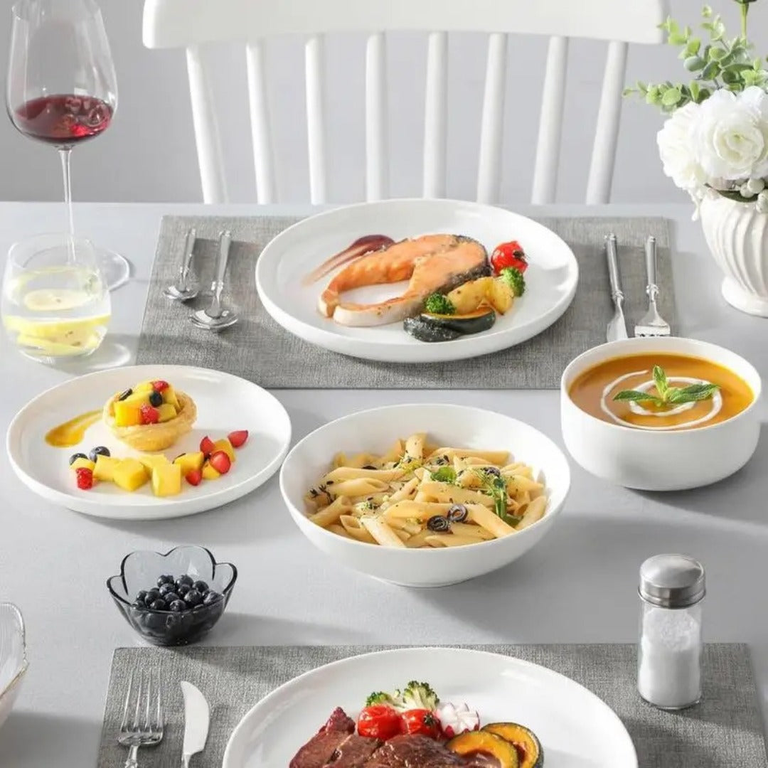 Luna Dinnerware Set